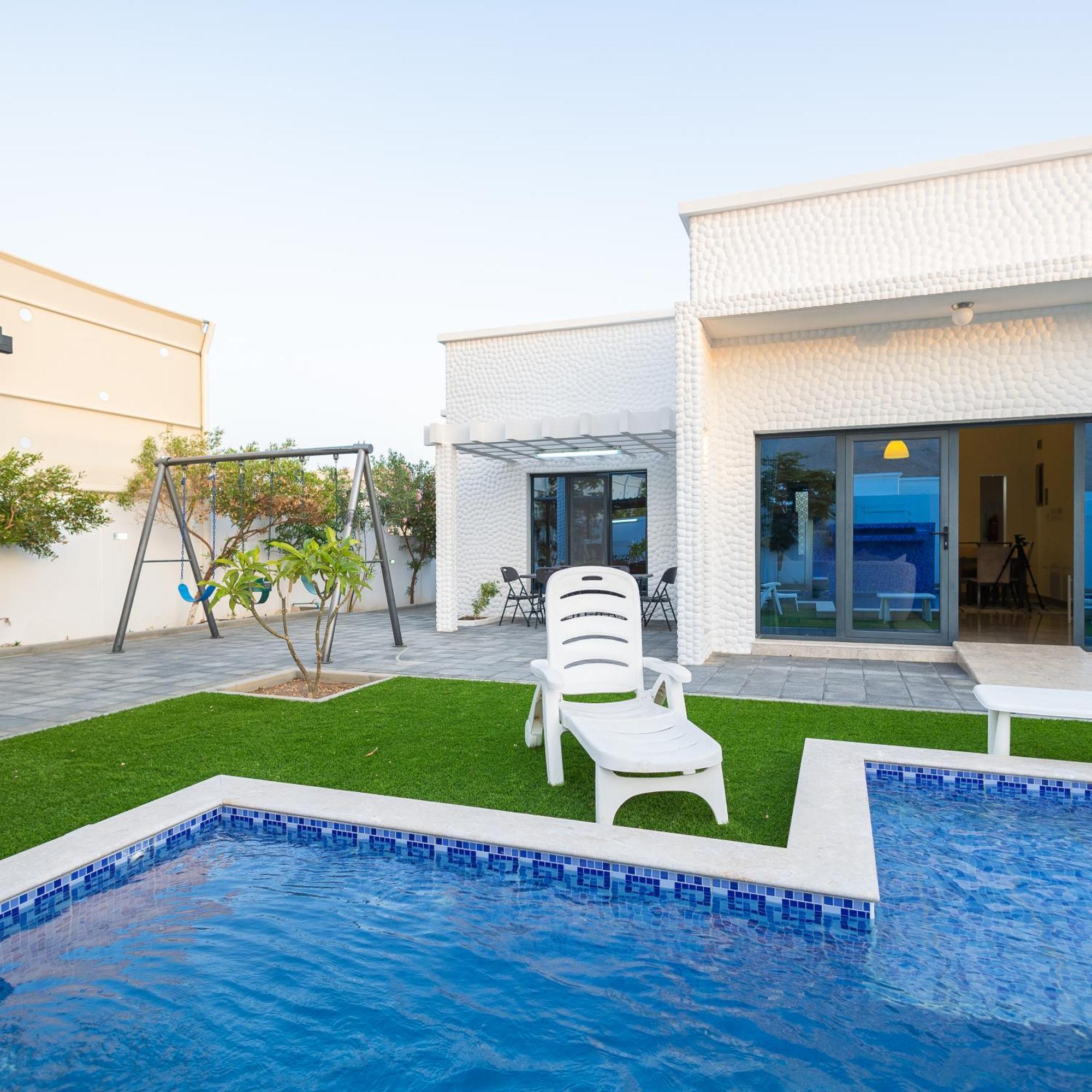The Pool - Tanuf 3*
